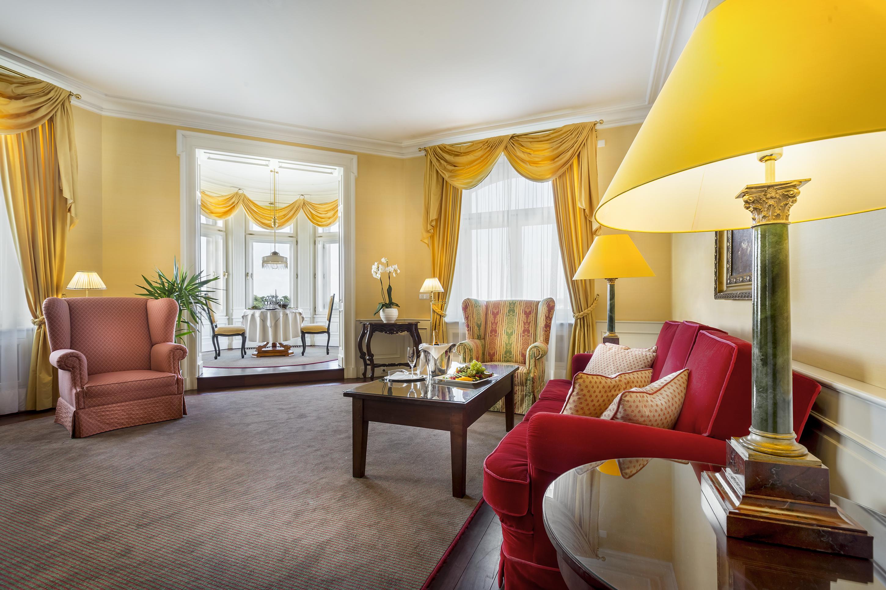 เลอ ปาเล อาร์ต โฮเต็ล ปราก Hotel ภายนอก รูปภาพ A suite at the Hotel de France