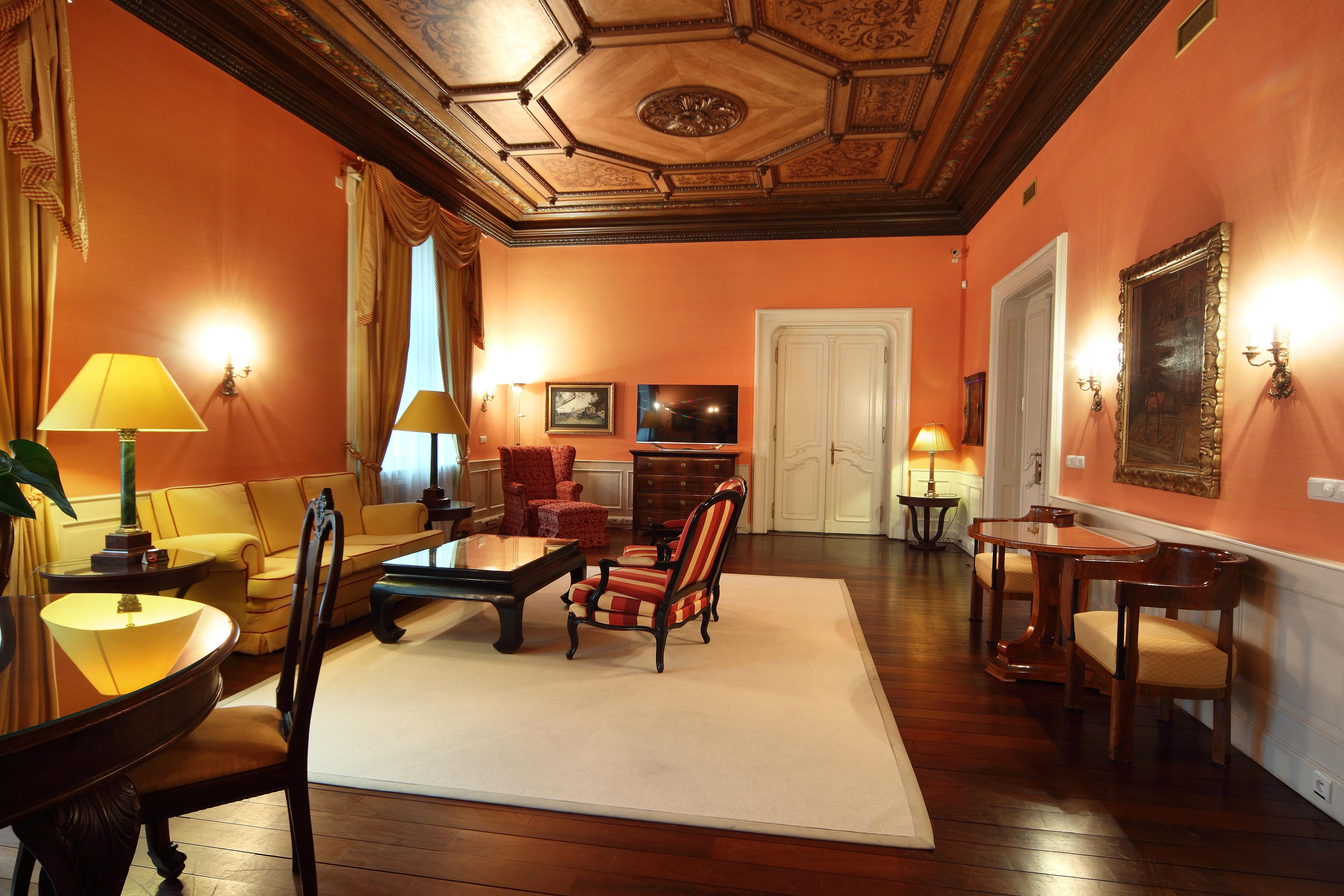เลอ ปาเล อาร์ต โฮเต็ล ปราก Hotel ภายนอก รูปภาพ The living room of the presidential suite