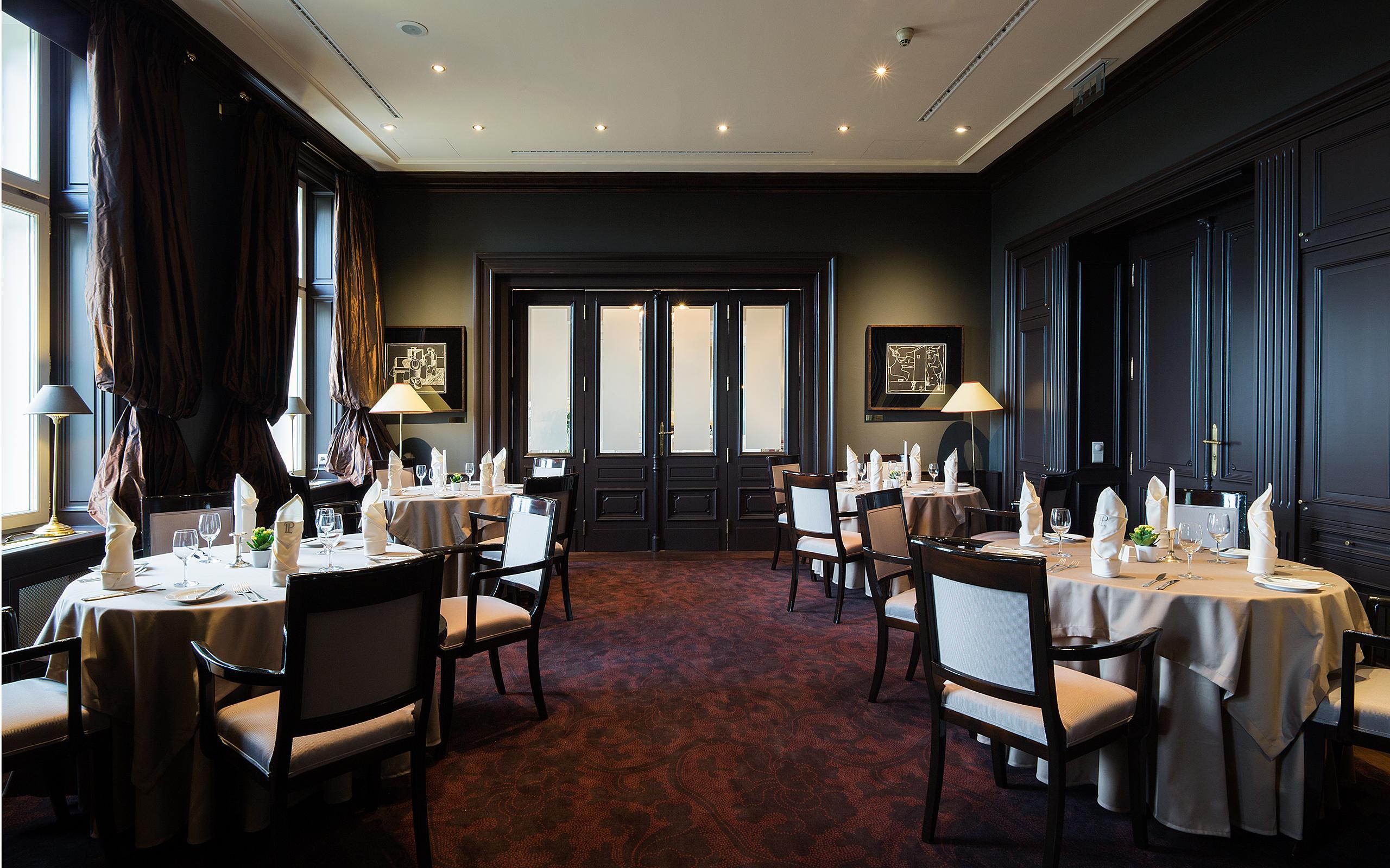 เลอ ปาเล อาร์ต โฮเต็ล ปราก Hotel ภายนอก รูปภาพ The dining room at the club