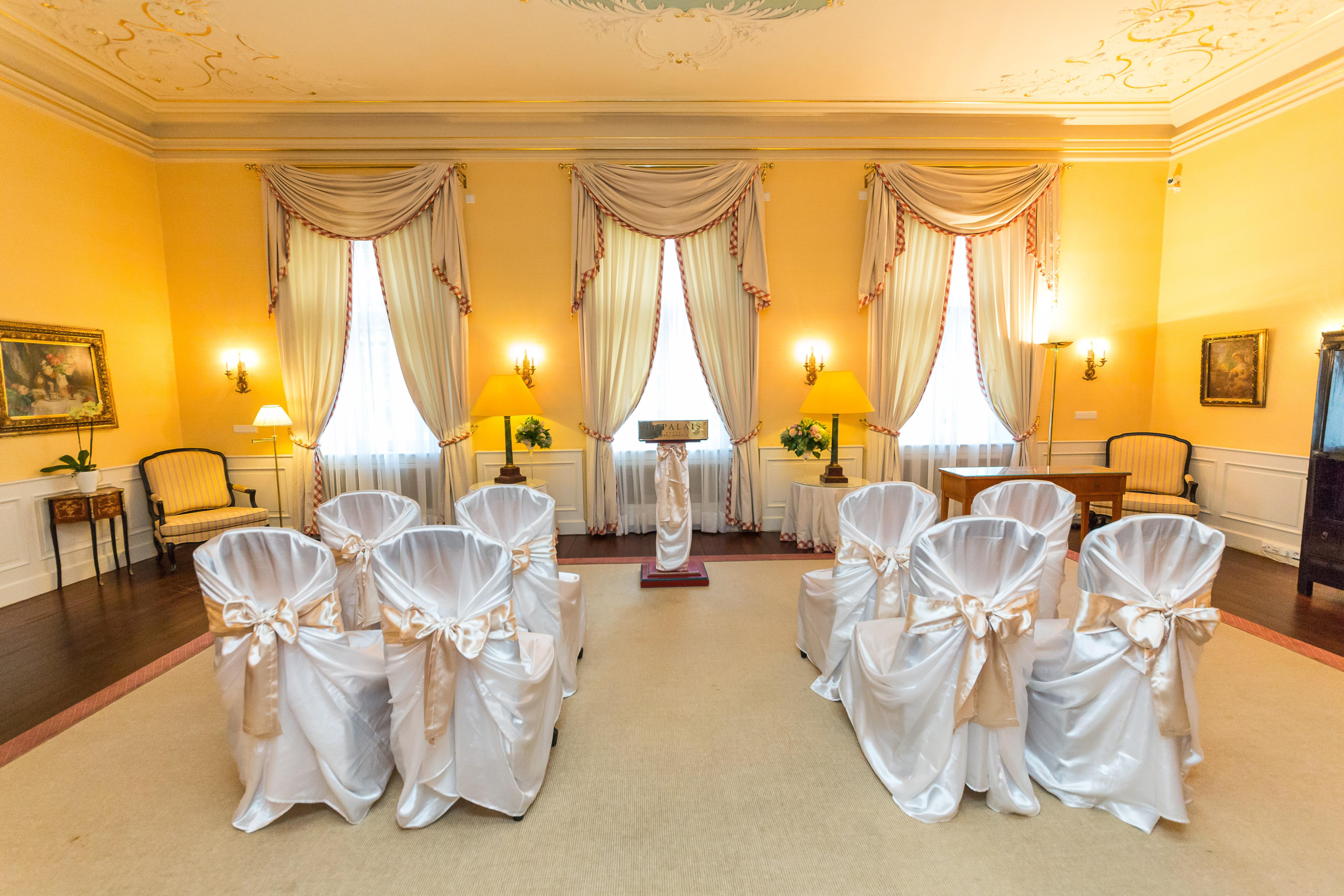 เลอ ปาเล อาร์ต โฮเต็ล ปราก Hotel ภายนอก รูปภาพ The interior of the registry office