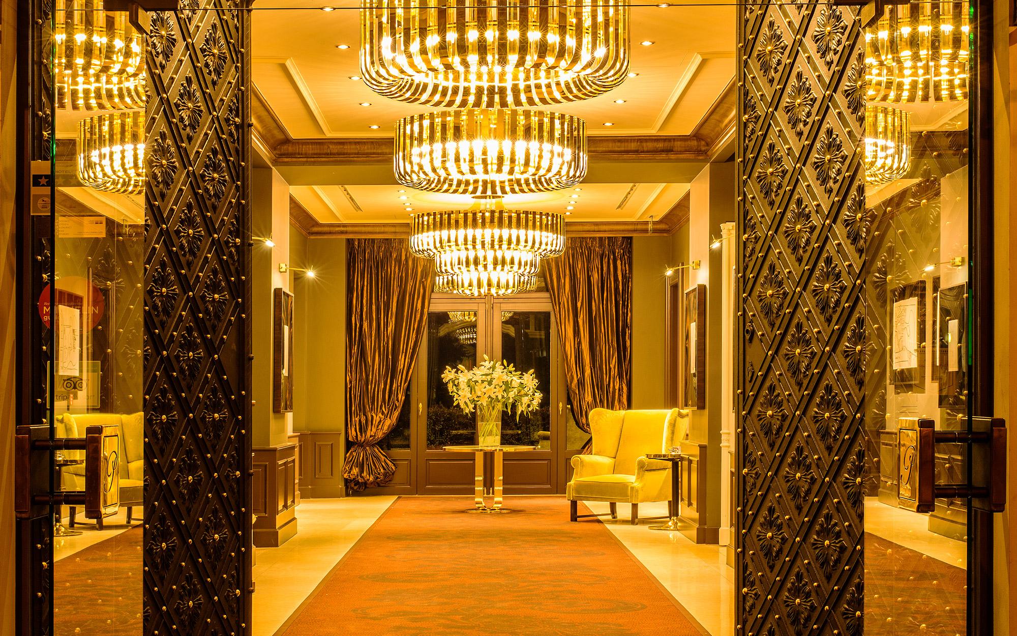 เลอ ปาเล อาร์ต โฮเต็ล ปราก Hotel ภายนอก รูปภาพ The lobby of the hotel