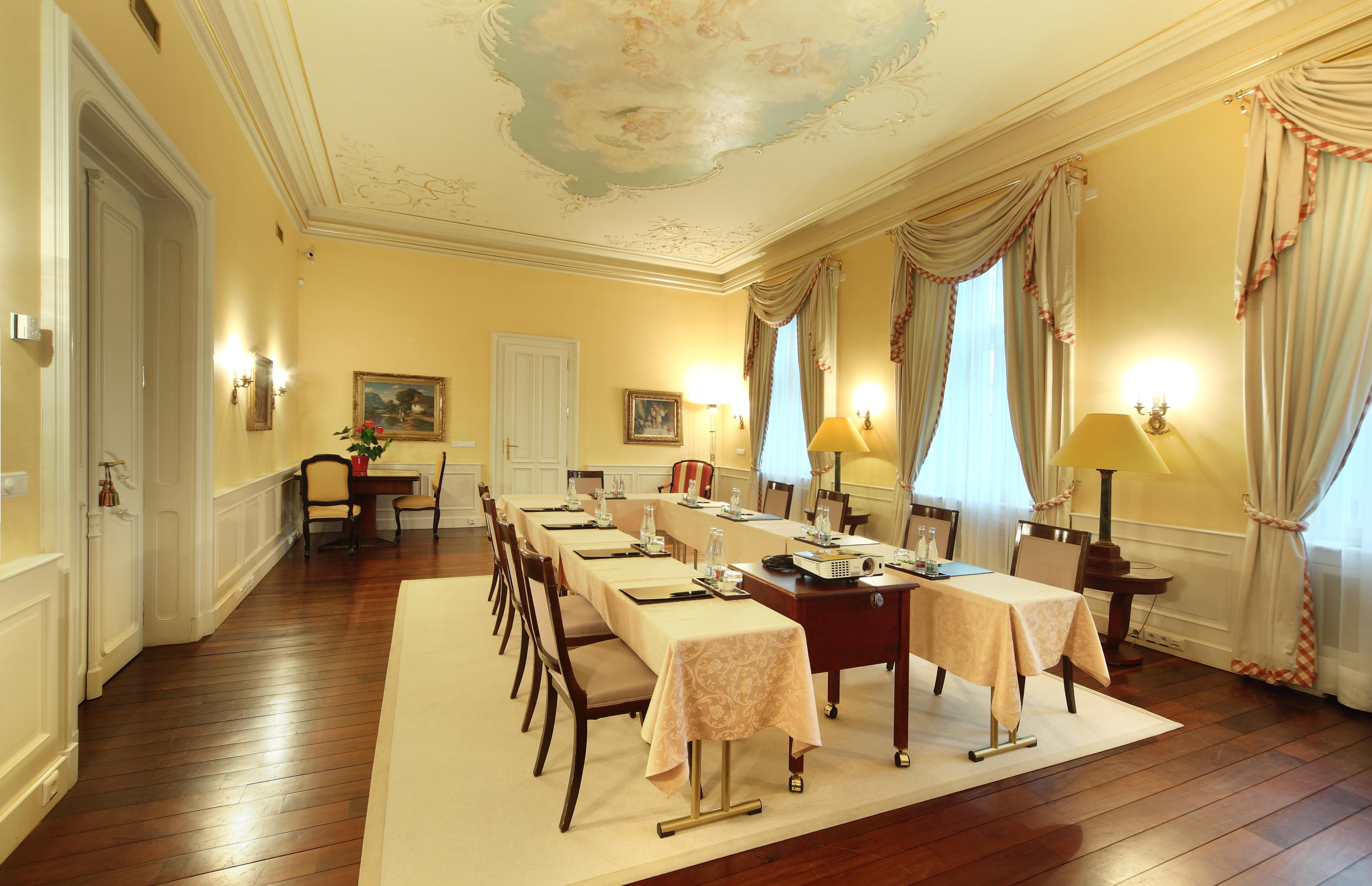 เลอ ปาเล อาร์ต โฮเต็ล ปราก Hotel ภายนอก รูปภาพ The boardroom