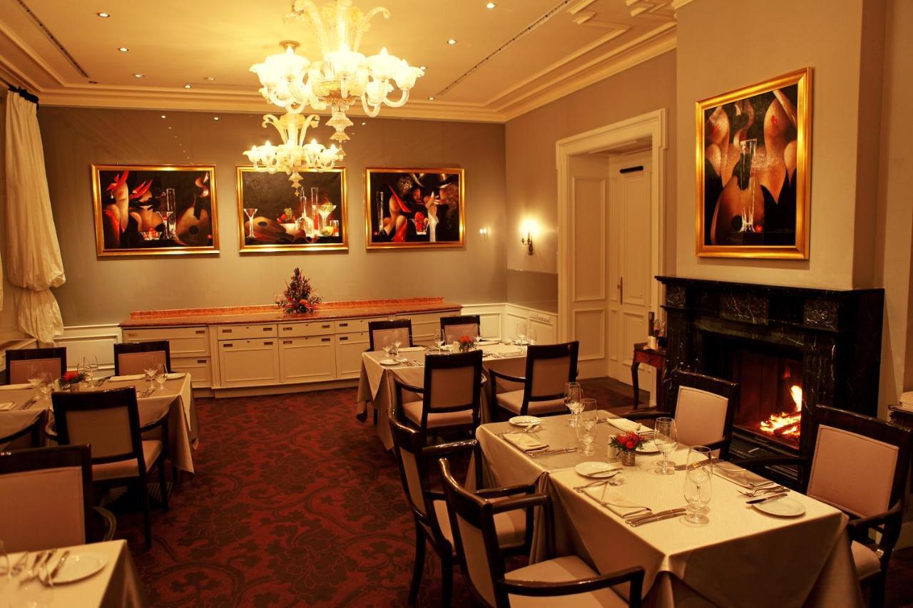 เลอ ปาเล อาร์ต โฮเต็ล ปราก Hotel ภายนอก รูปภาพ The restaurant's interior